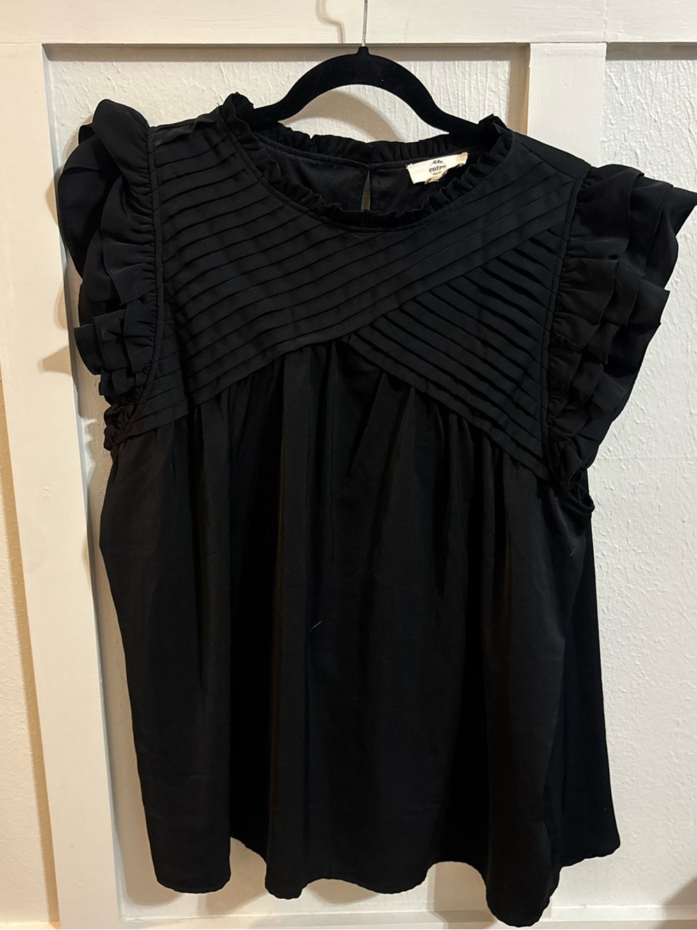 entro Black Pintuck Ruffle Sleeve Blouse